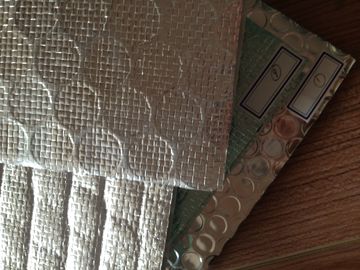 Odblaskowa folia bąbelkowa Izolacja cieplna z materiałem Izolacja cieplna Materiały 1,2x30m